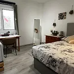 Amanecer Isleno Habitaciones, Private In A Shared 3-bedroom In Arrecife, Lanzarote Bed & Breakfast