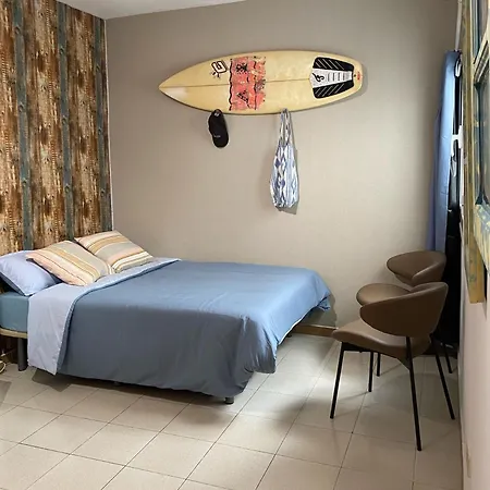 Amanecer Isleno Habitaciones, Private In A Shared 3-bedroom In Arrecife, Lanzarote Bed & Breakfast