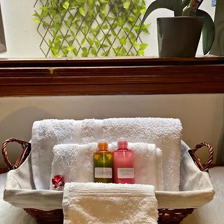 Bed & Breakfast Amanecer Isleno Habitaciones, Private In A Shared 3-bedroom In Arrecife, Lanzarote Arrecife (Lanzarote)