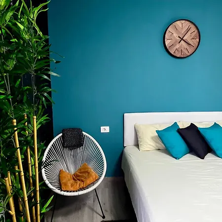 Amanecer Isleno Habitaciones, Private In A Shared 3-bedroom In Arrecife, Lanzarote